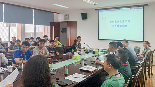 1560304975439268.png 飛院與本場(chǎng)聯(lián)合開(kāi)展管制業(yè)務(wù)技能競(jìng)賽.png