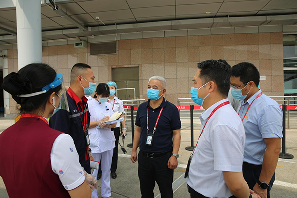 1631496433130945.png 綿陽機(jī)場開展疫情防控專項檢查.png