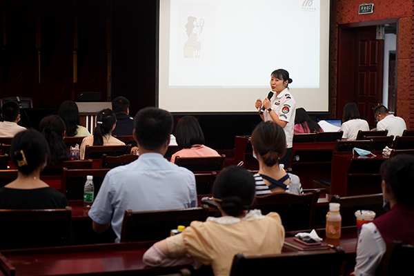 1655889247103117.jpg 綿陽機(jī)場(chǎng)2022年內(nèi)訓(xùn)教員授課決賽圓滿結(jié)束2.jpg